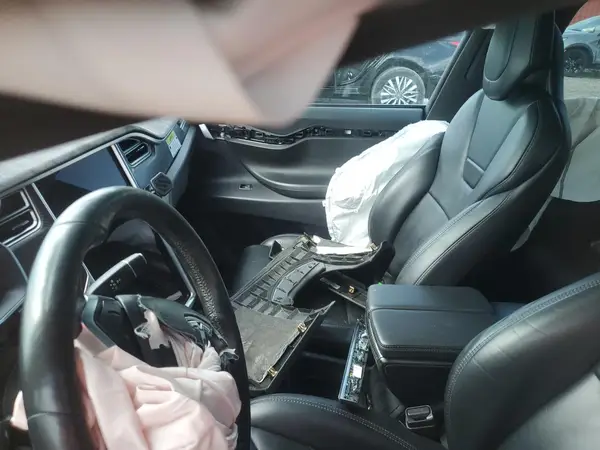 5YJXCBE21HF053752 2017 TESLA MODEL X - Image 8