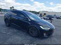 5YJXCBE21HF054898 2017 TESLA MODEL X