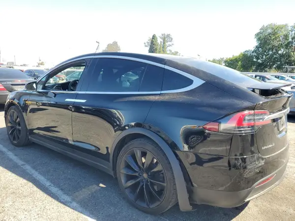 5YJXCBE21HF055081 2017 TESLA MODEL X - Image 2