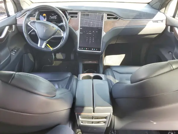 5YJXCBE21HF055081 2017 TESLA MODEL X - Image 8