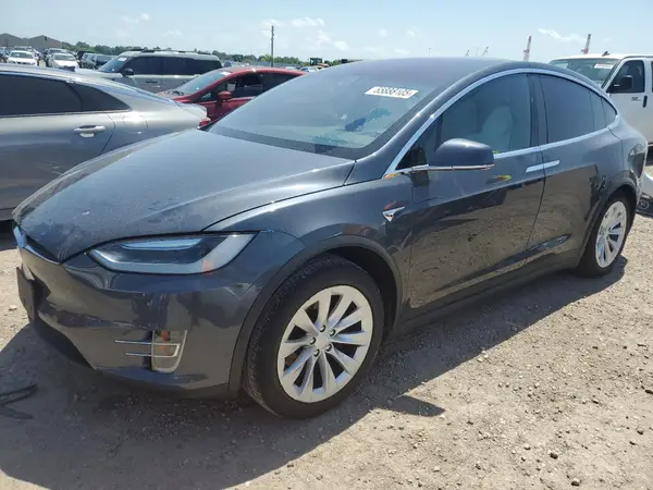 5YJXCBE21HF063925 2017 TESLA MODEL X - Image 1
