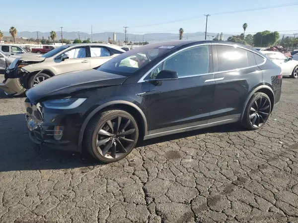 5YJXCBE21HF067067 2017 TESLA MODEL X - Image 1