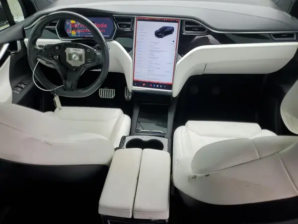 5YJXCBE21JF092671 2018 TESLA MODEL X - Image 8