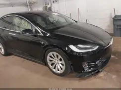 5YJXCBE21JF112787 2018 TESLA MODEL X