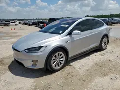5YJXCBE21JF113146 2018 TESLA MODEL X