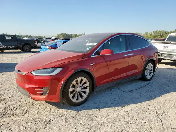 5YJXCBE21JF114779 2018 TESLA MODEL X - Image 1