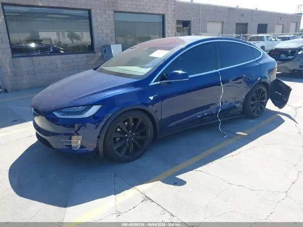 5YJXCBE21JF128634 2018 TESLA MODEL X - Image 2