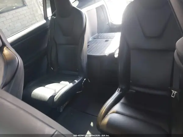 5YJXCBE21JF128634 2018 TESLA MODEL X - Image 8