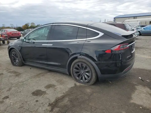 5YJXCBE21KF149615 2019 TESLA MODEL X - Image 2