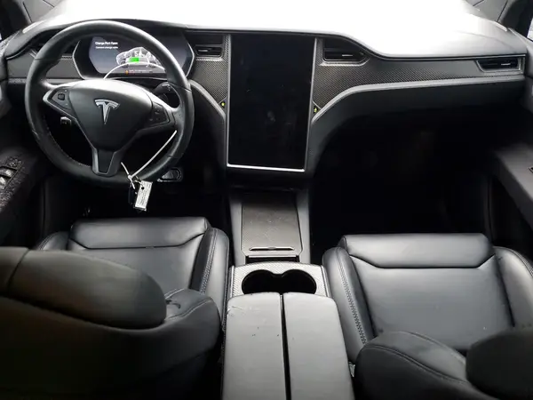 5YJXCBE21KF197230 2019 TESLA MODEL X - Image 8