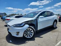 5YJXCBE21KF204225 2019 TESLA MODEL X