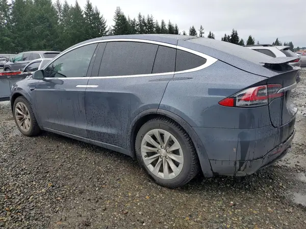 5YJXCBE21KF211627 2019 TESLA MODEL X - Image 2