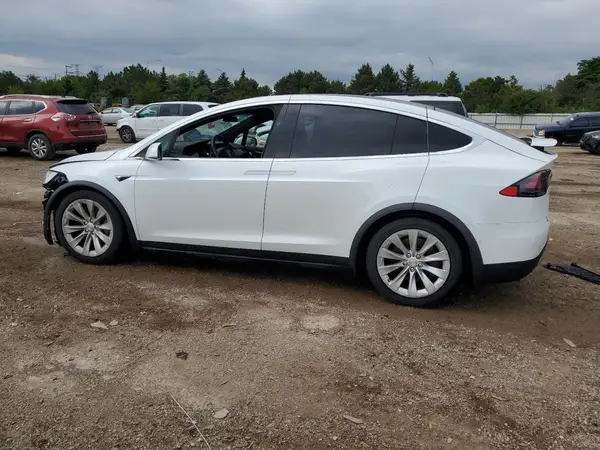 5YJXCBE21LF210477 2020 TESLA MODEL X - Image 2