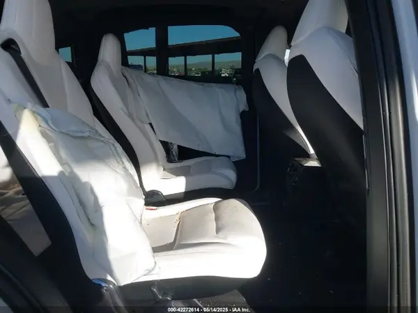 5YJXCBE21LF238490 2020 TESLA MODEL X - Image 8