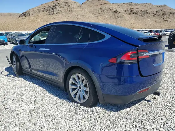 5YJXCBE21LF245908 2020 TESLA MODEL X - Image 2