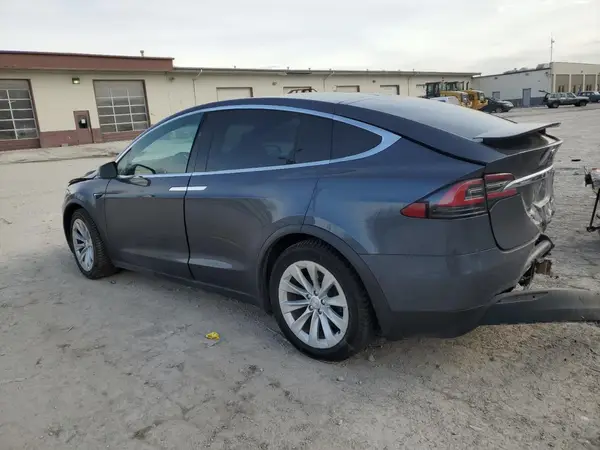 5YJXCBE21LF263048 2020 TESLA MODEL X - Image 2