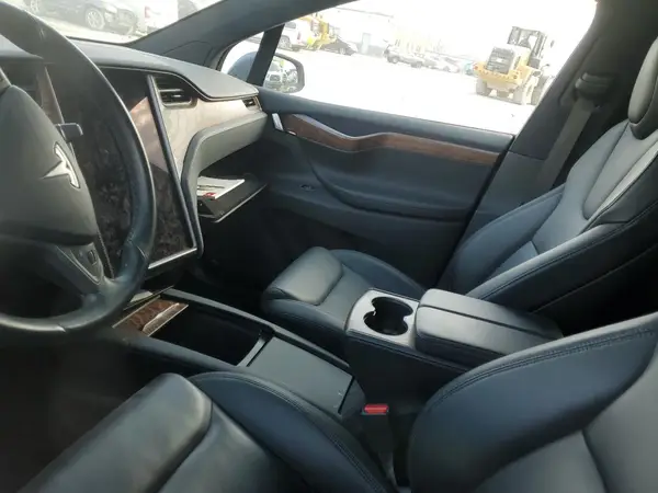 5YJXCBE21LF263048 2020 TESLA MODEL X - Image 8