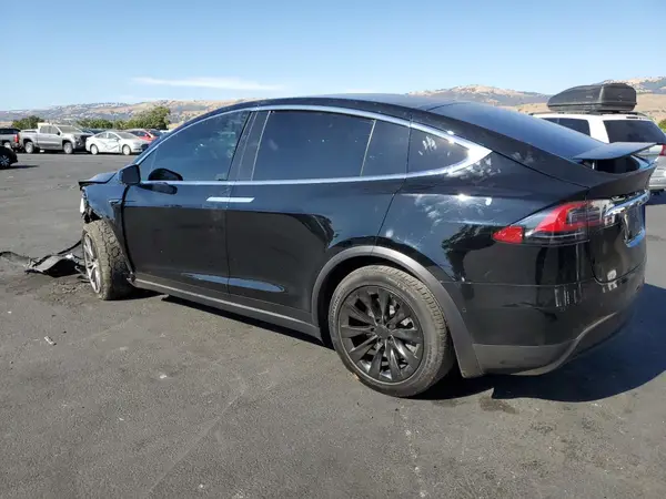5YJXCBE21LF305119 2020 TESLA MODEL X - Image 2