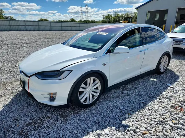 5YJXCBE22GF013193 2016 TESLA MODEL X - Image 1