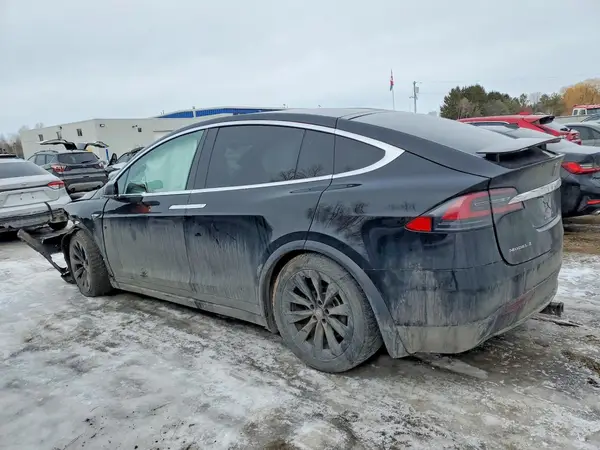 5YJXCBE22GF019446 2016 TESLA MODEL X - Image 2
