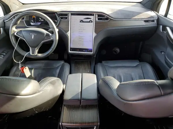 5YJXCBE22GF019611 2016 TESLA MODEL X - Image 8