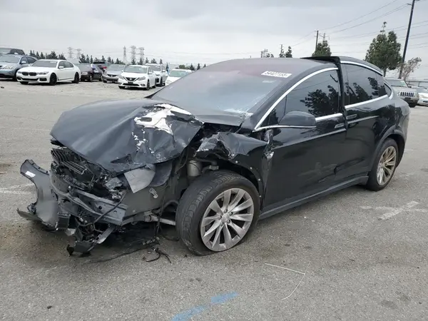 5YJXCBE22GF025537 2016 TESLA MODEL X - Image 1