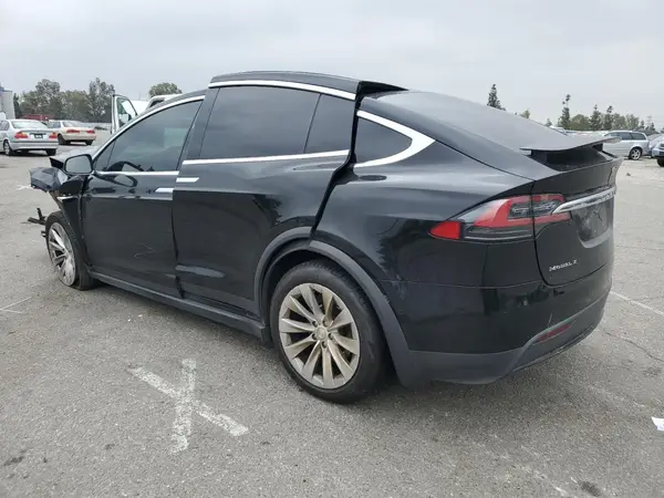 5YJXCBE22GF025537 2016 TESLA MODEL X - Image 2