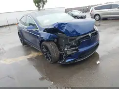 5YJXCBE22HF053713 2017 TESLA MODEL X