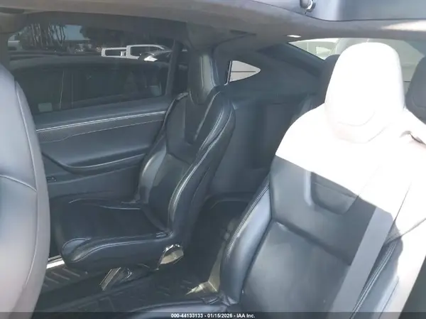 5YJXCBE22HF053730 2017 TESLA MODEL X - Image 8