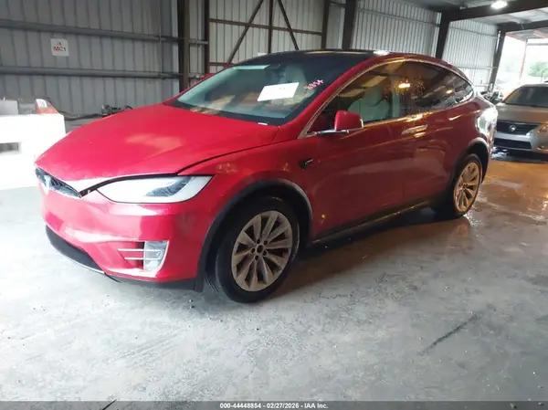 5YJXCBE22HF054120 2017 TESLA MODEL X - Image 2