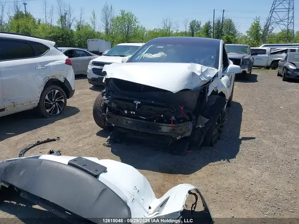 5YJXCBE22HF064971 2017 TESLA MODEL X - Image 2