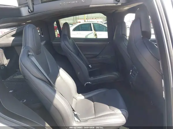 5YJXCBE22HF065067 2017 TESLA MODEL X - Image 8