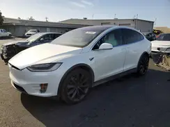 5YJXCBE22HF065652 2017 TESLA MODEL X