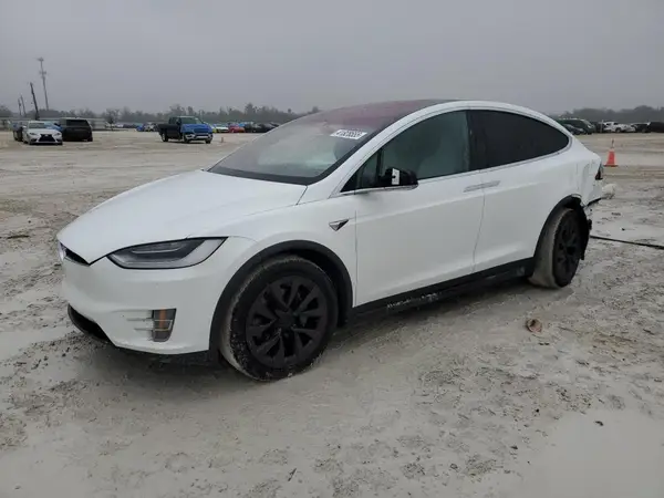 5YJXCBE22HF076134 2017 TESLA MODEL X - Image 1