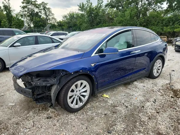 5YJXCBE22JF087091 2018 TESLA MODEL X - Image 1