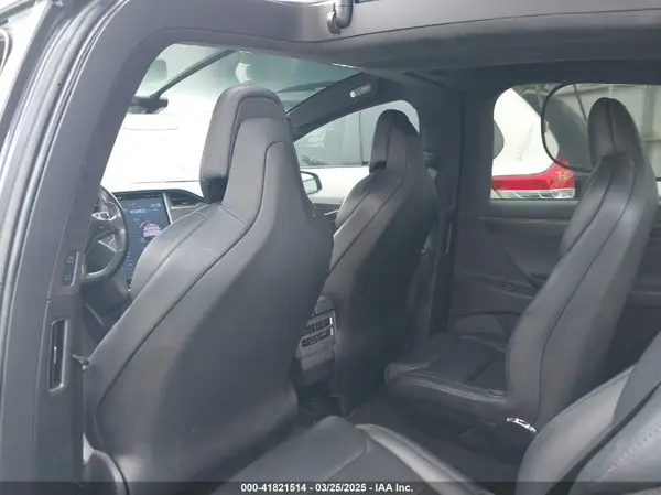5YJXCBE22JF099970 2018 TESLA MODEL X - Image 8