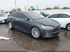 5YJXCBE22JF103905 2018 TESLA MODEL X