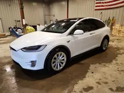 5YJXCBE22JF105251 2018 TESLA MODEL X