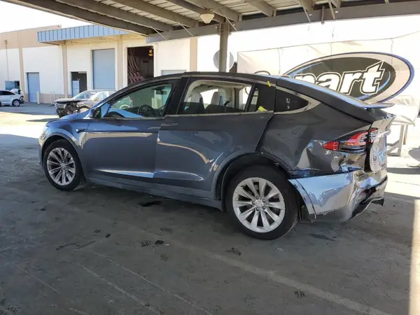 5YJXCBE22JF115407 2018 TESLA MODEL X - Image 2