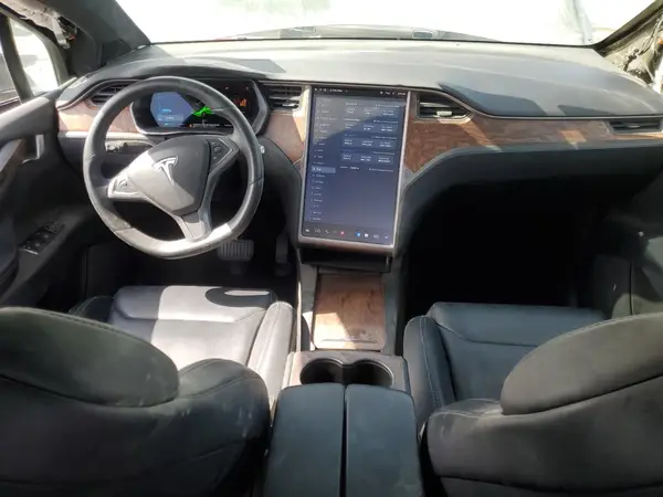 5YJXCBE22KF181988 2019 TESLA MODEL X - Image 8