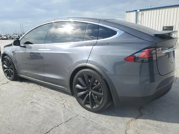 5YJXCBE22LF219494 2020 TESLA MODEL X - Image 2