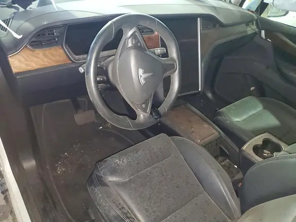 5YJXCBE22LF237588 2020 TESLA MODEL X - Image 8