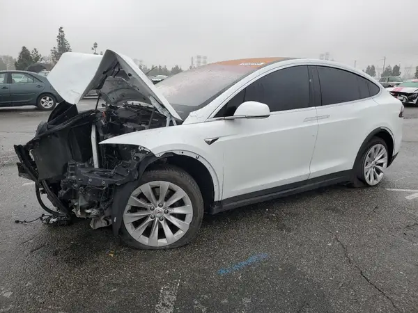5YJXCBE22LF250759 2020 TESLA MODEL X - Image 1