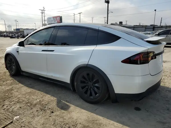 5YJXCBE22MF311576 2021 TESLA MODEL X - Image 2