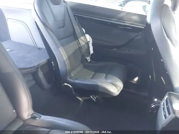 5YJXCBE23GF016345 2016 TESLA MODEL X - Image 8