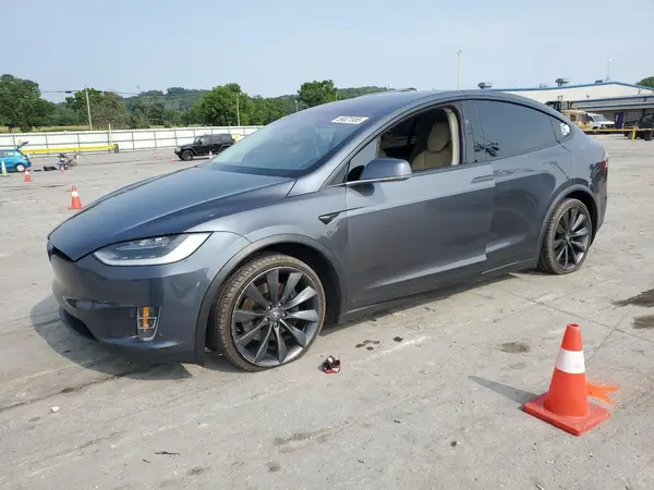 5YJXCBE23HF040517 2017 TESLA MODEL X - Image 1