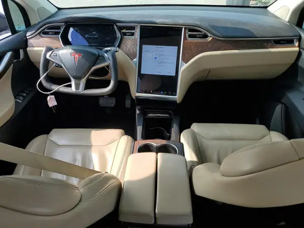 5YJXCBE23HF040517 2017 TESLA MODEL X - Image 8
