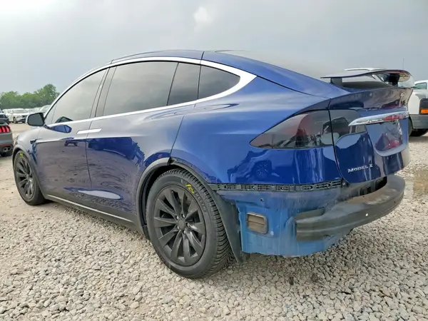 5YJXCBE23HF042560 2017 TESLA MODEL X - Image 2