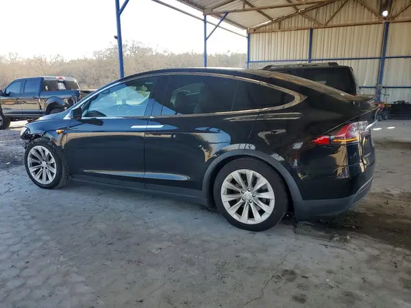 5YJXCBE23HF049623 2017 TESLA MODEL X - Image 2