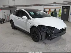 5YJXCBE23HF052232 2017 TESLA MODEL X